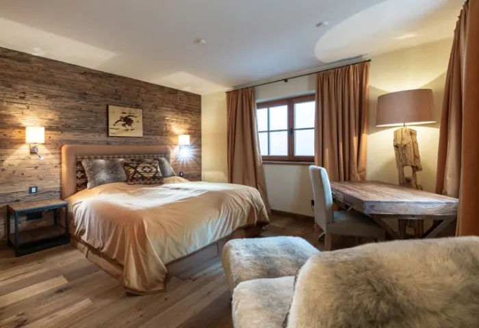 SCHLAFZIMMER