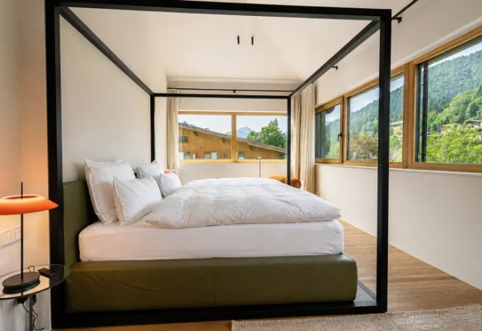 SCHLAFZIMMER